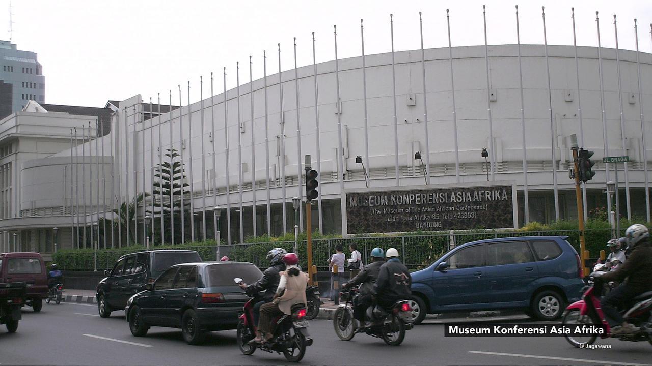 Zen Rooms Antapani Syariah Bandung Exterior foto